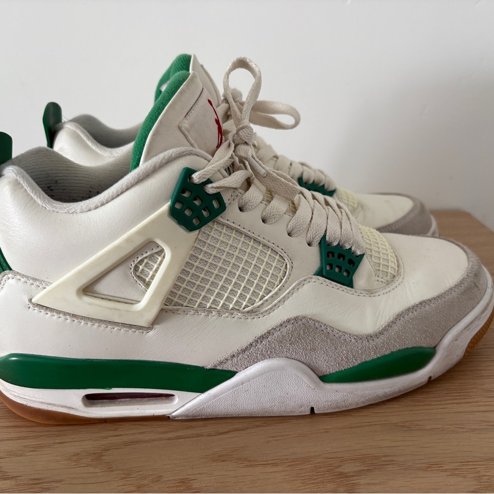 Jordan 4 Retro SB | Pine Green